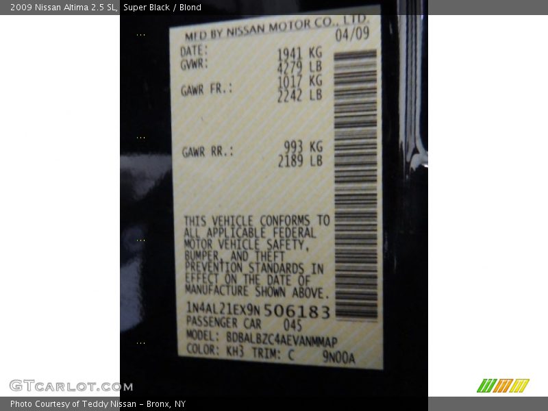 Super Black / Blond 2009 Nissan Altima 2.5 SL