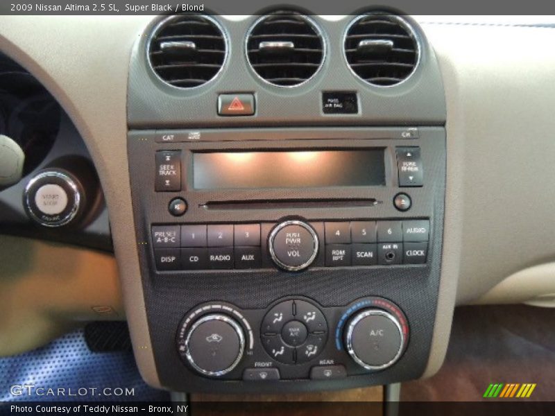 Super Black / Blond 2009 Nissan Altima 2.5 SL