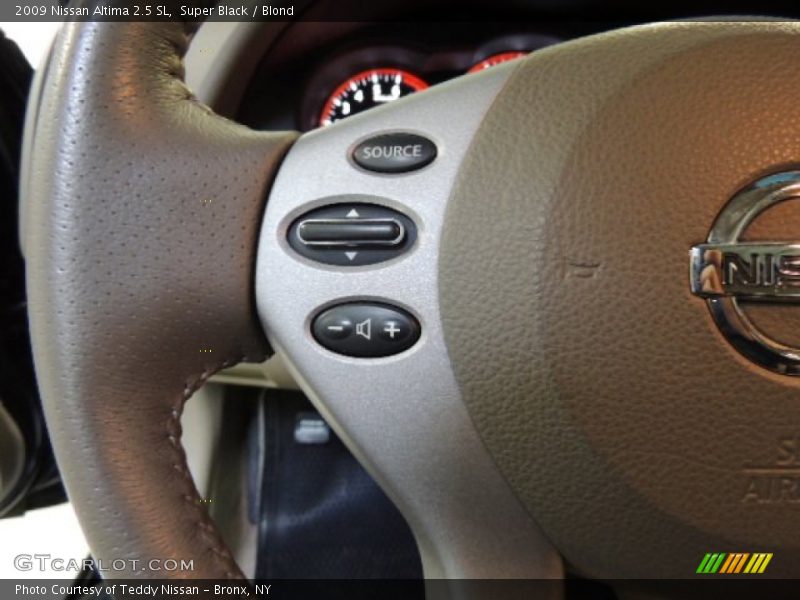 Super Black / Blond 2009 Nissan Altima 2.5 SL