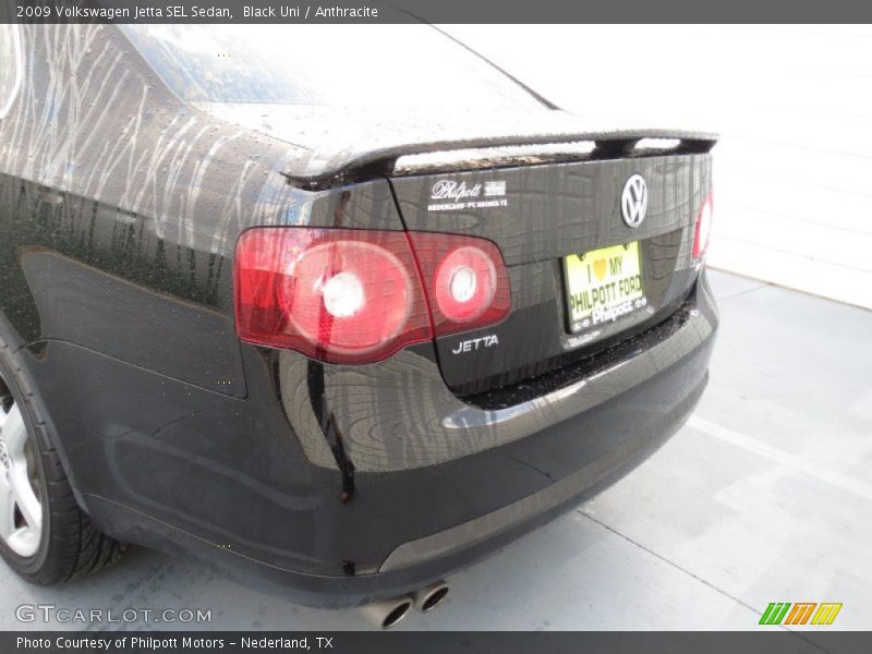 Black Uni / Anthracite 2009 Volkswagen Jetta SEL Sedan