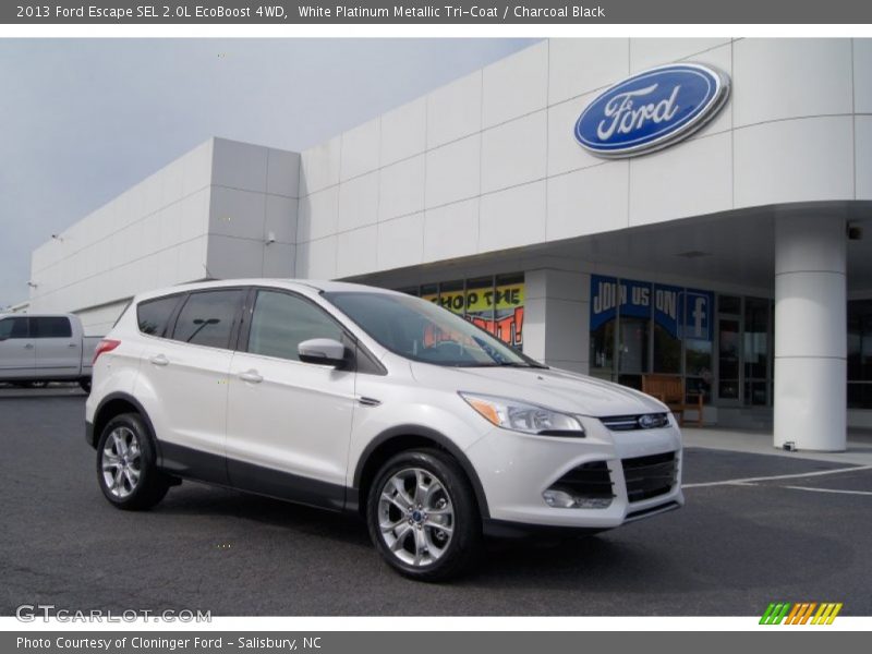 Front 3/4 View of 2013 Escape SEL 2.0L EcoBoost 4WD