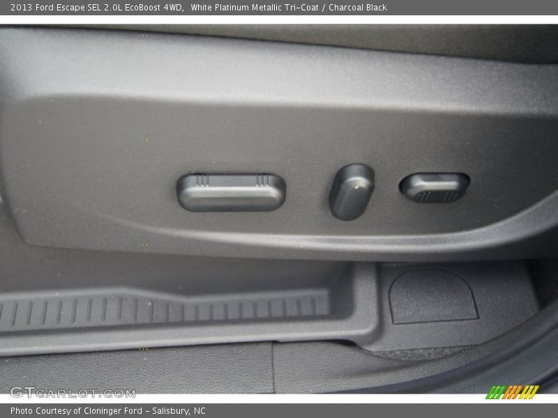 White Platinum Metallic Tri-Coat / Charcoal Black 2013 Ford Escape SEL 2.0L EcoBoost 4WD