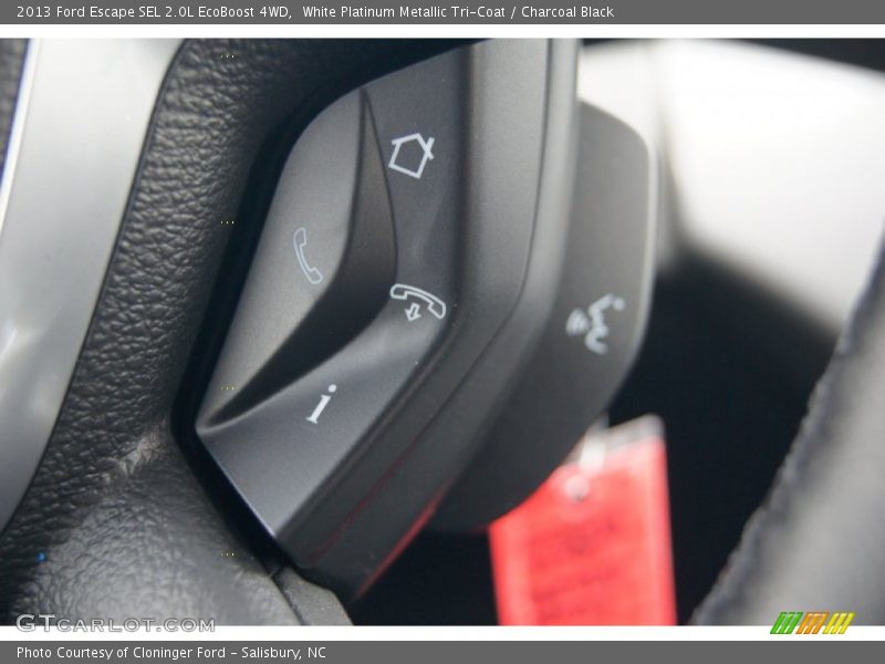 Controls of 2013 Escape SEL 2.0L EcoBoost 4WD