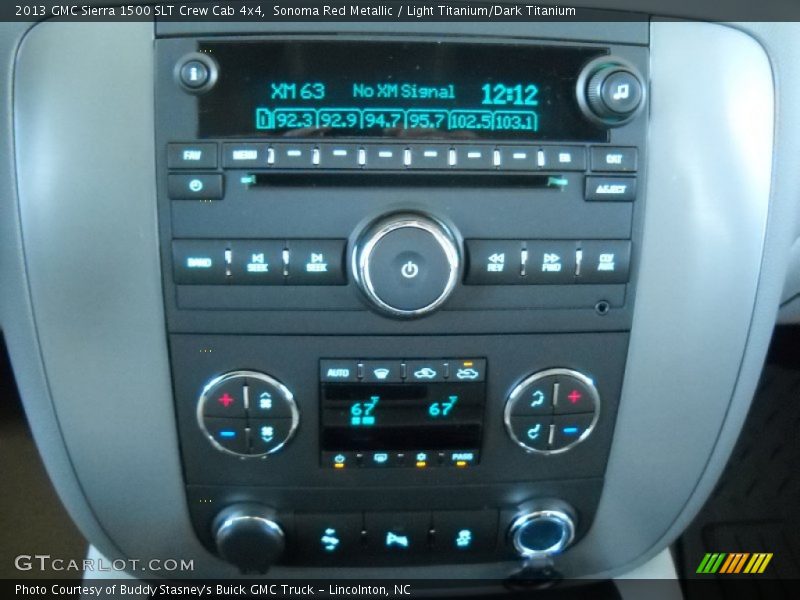 Controls of 2013 Sierra 1500 SLT Crew Cab 4x4