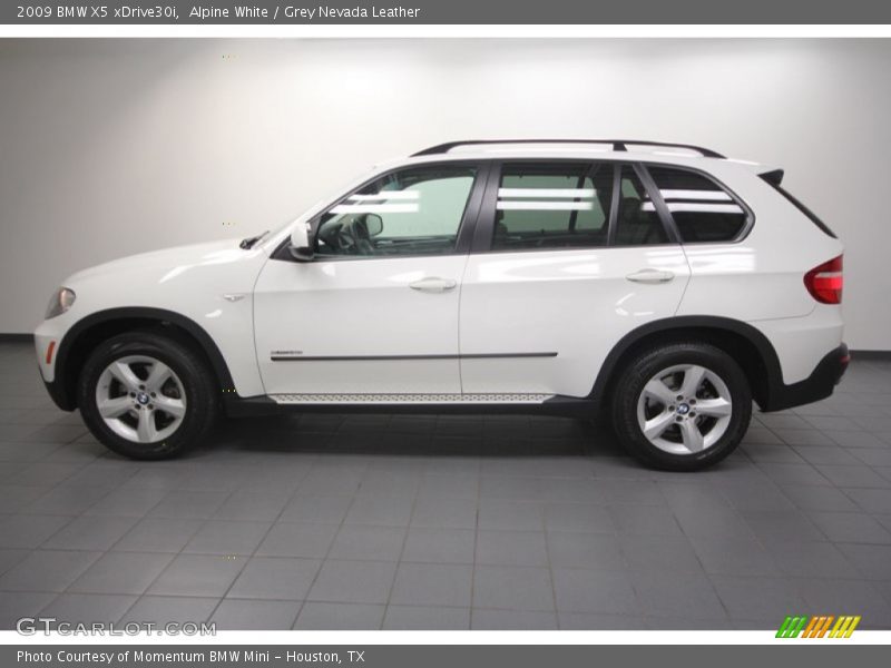 Alpine White / Grey Nevada Leather 2009 BMW X5 xDrive30i
