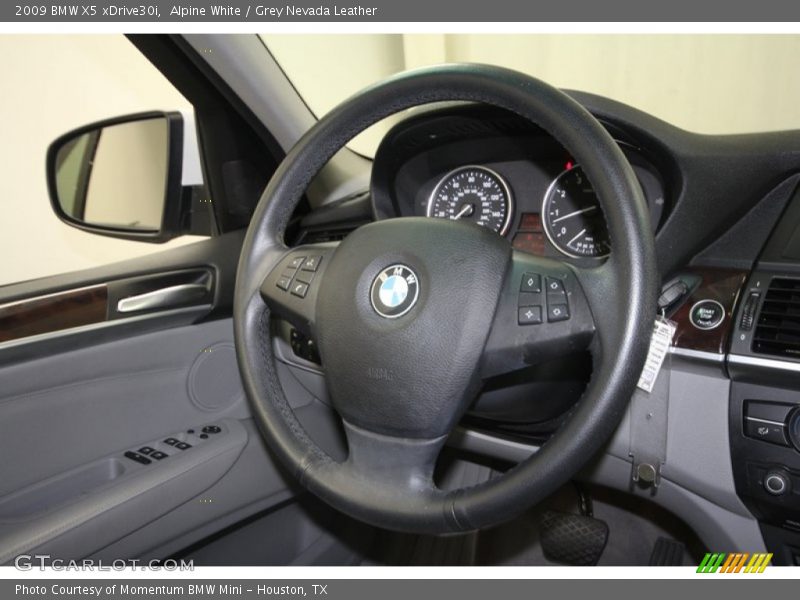 Alpine White / Grey Nevada Leather 2009 BMW X5 xDrive30i