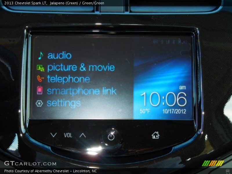 Jalapeno (Green) / Green/Green 2013 Chevrolet Spark LT