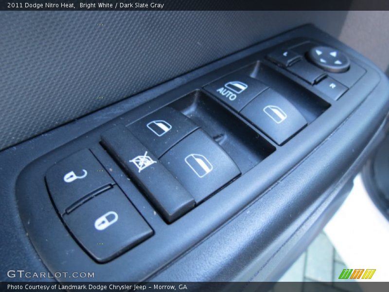 Bright White / Dark Slate Gray 2011 Dodge Nitro Heat