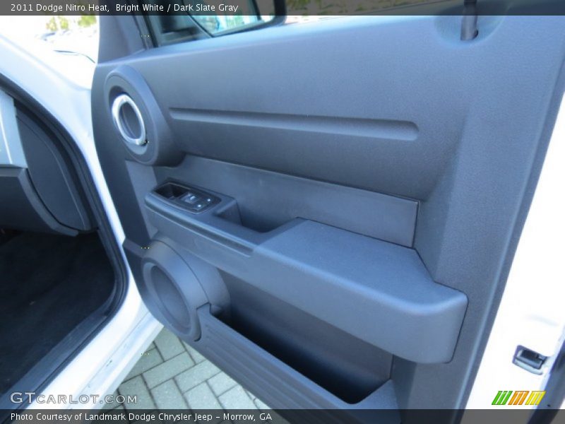 Bright White / Dark Slate Gray 2011 Dodge Nitro Heat