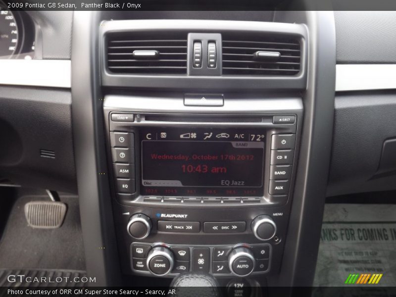 Controls of 2009 G8 Sedan