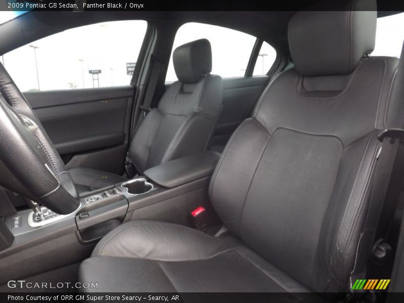 Front Seat of 2009 G8 Sedan