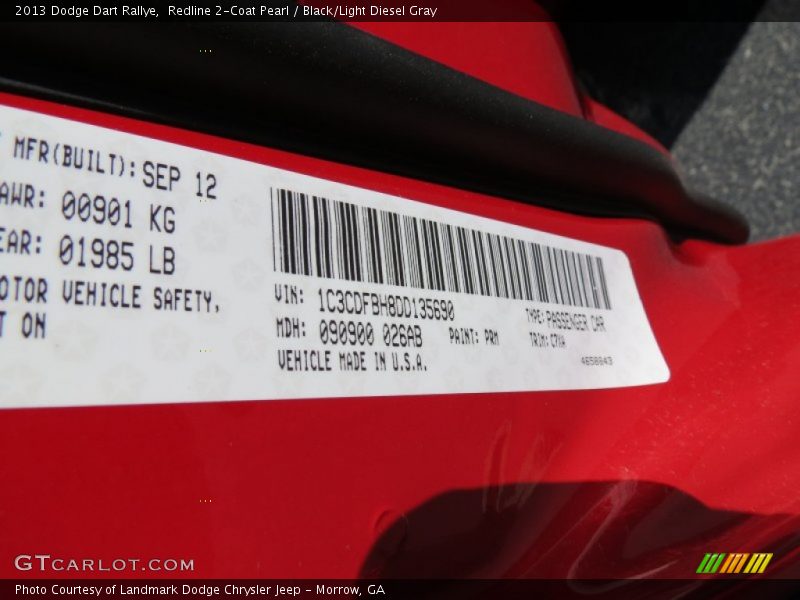 Redline 2-Coat Pearl / Black/Light Diesel Gray 2013 Dodge Dart Rallye