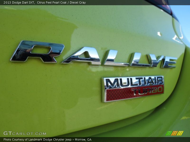 Citrus Peel Pearl Coat / Diesel Gray 2013 Dodge Dart SXT