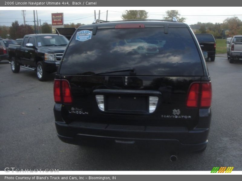 Black / Camel 2006 Lincoln Navigator Ultimate 4x4