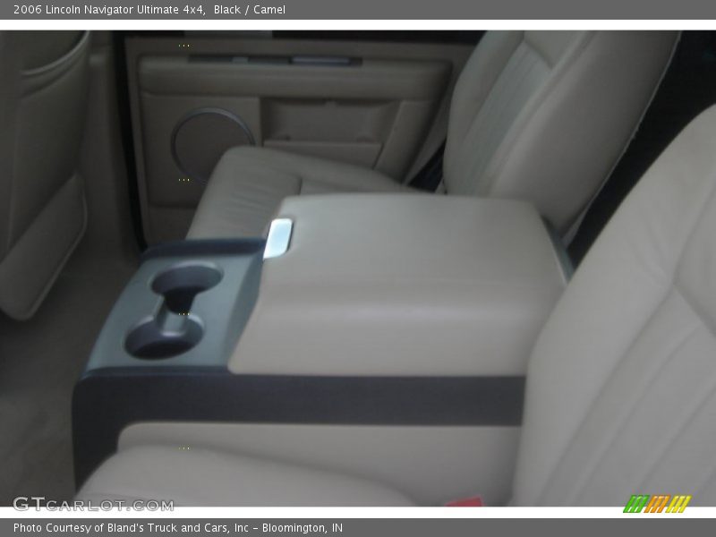 Black / Camel 2006 Lincoln Navigator Ultimate 4x4