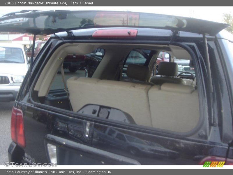 Black / Camel 2006 Lincoln Navigator Ultimate 4x4