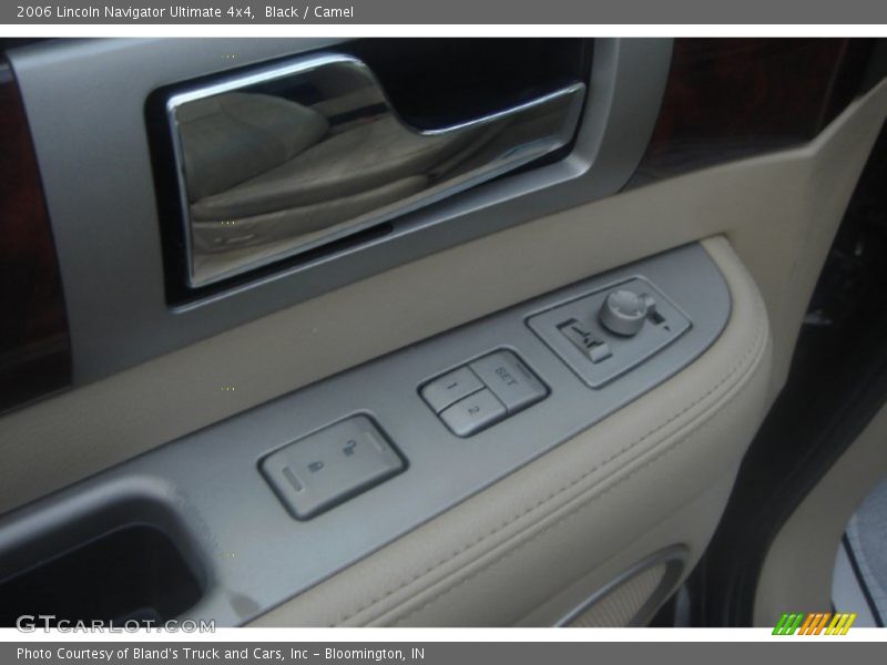 Black / Camel 2006 Lincoln Navigator Ultimate 4x4