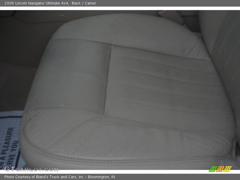Black / Camel 2006 Lincoln Navigator Ultimate 4x4