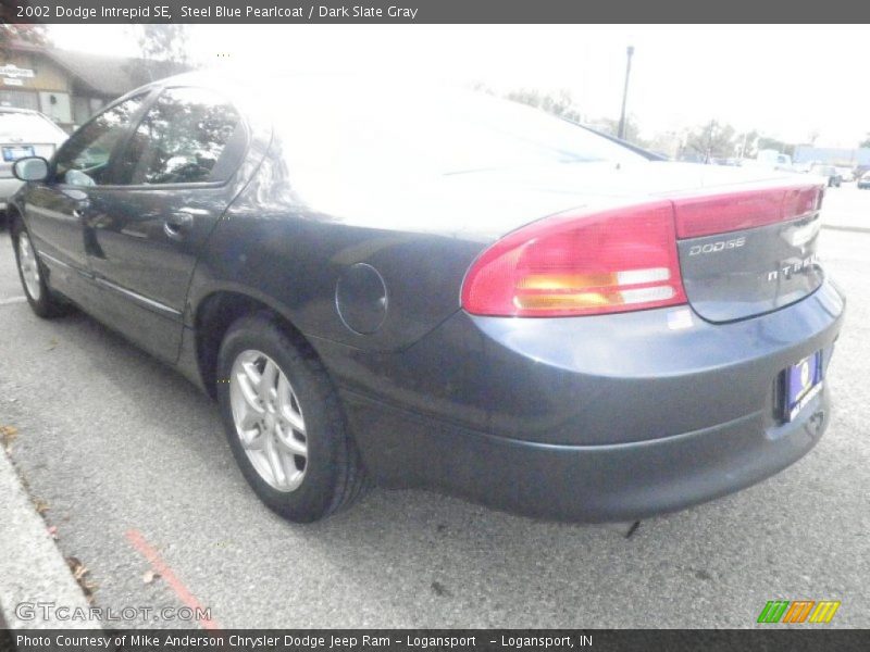 Steel Blue Pearlcoat / Dark Slate Gray 2002 Dodge Intrepid SE