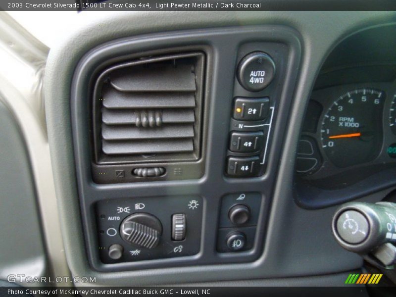 Light Pewter Metallic / Dark Charcoal 2003 Chevrolet Silverado 1500 LT Crew Cab 4x4