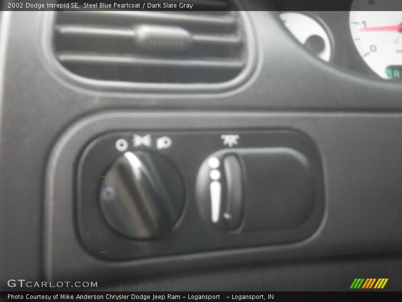 Steel Blue Pearlcoat / Dark Slate Gray 2002 Dodge Intrepid SE