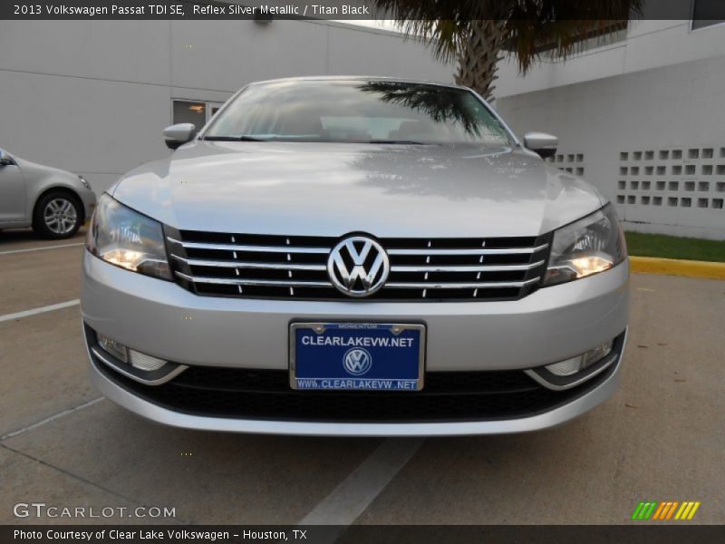 Reflex Silver Metallic / Titan Black 2013 Volkswagen Passat TDI SE