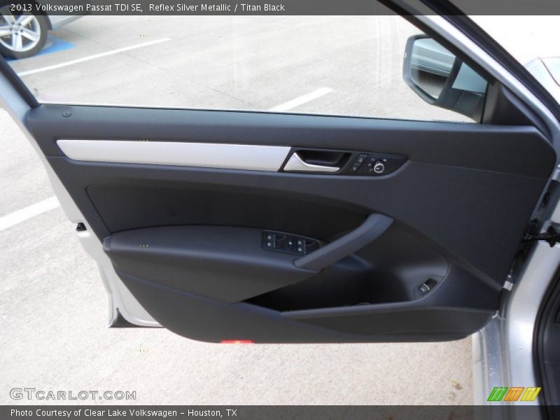 Reflex Silver Metallic / Titan Black 2013 Volkswagen Passat TDI SE
