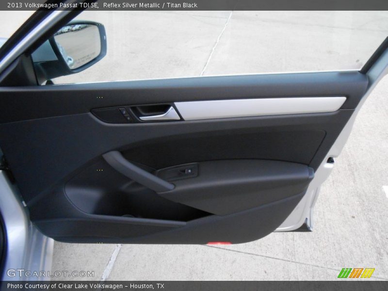 Reflex Silver Metallic / Titan Black 2013 Volkswagen Passat TDI SE