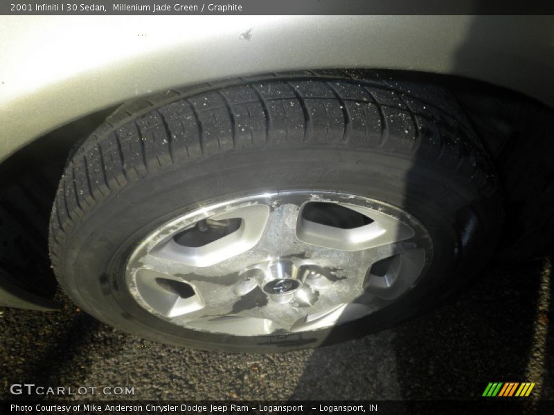 Millenium Jade Green / Graphite 2001 Infiniti I 30 Sedan