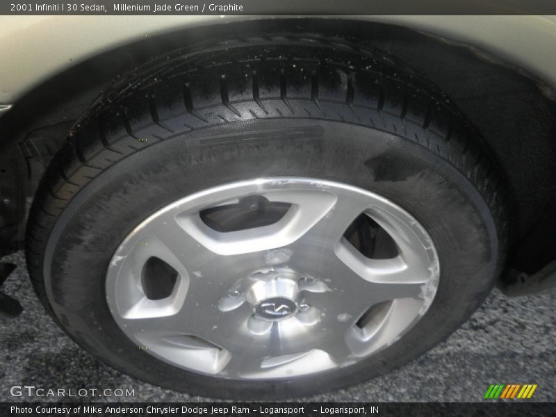 Millenium Jade Green / Graphite 2001 Infiniti I 30 Sedan