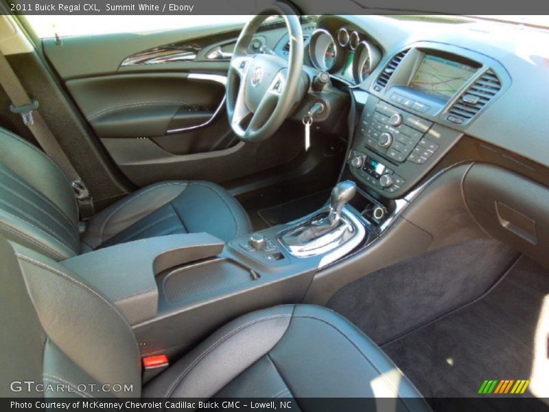 Summit White / Ebony 2011 Buick Regal CXL