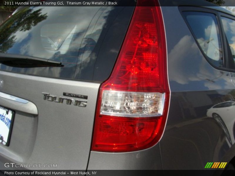 Titanium Gray Metallic / Black 2011 Hyundai Elantra Touring GLS