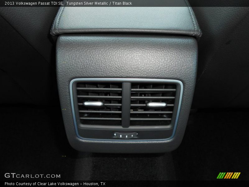Tungsten Silver Metallic / Titan Black 2013 Volkswagen Passat TDI SE