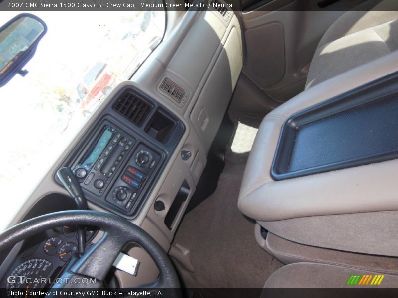 Medium Green Metallic / Neutral 2007 GMC Sierra 1500 Classic SL Crew Cab