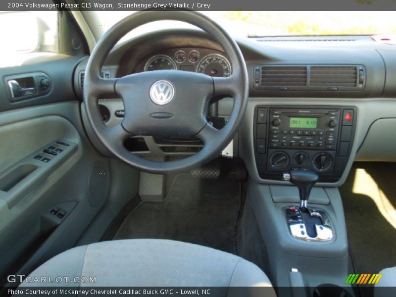 Stonehenge Grey Metallic / Grey 2004 Volkswagen Passat GLS Wagon