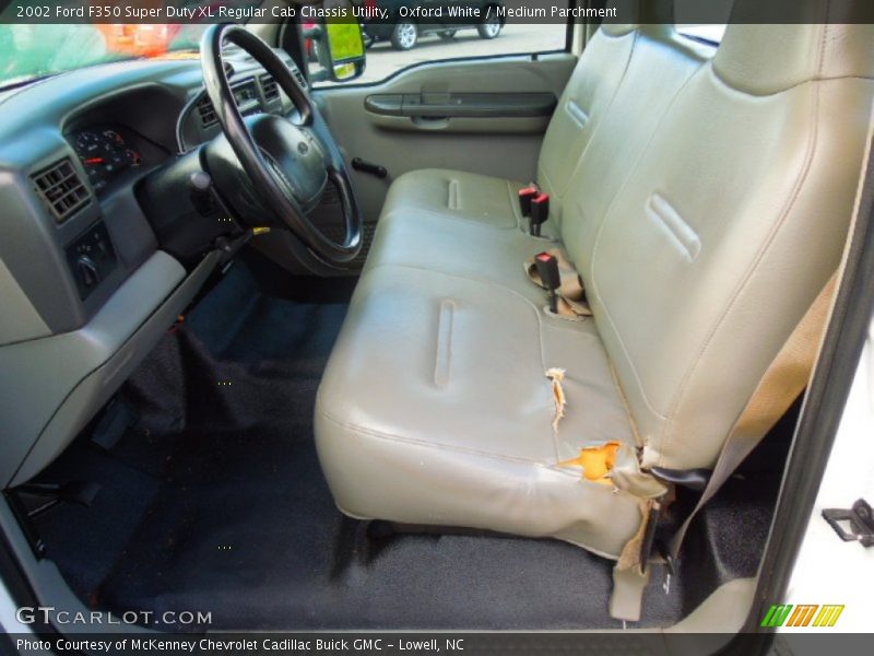  2002 F350 Super Duty XL Regular Cab Chassis Utility Medium Parchment Interior