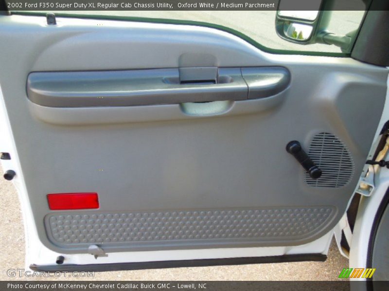 Door Panel of 2002 F350 Super Duty XL Regular Cab Chassis Utility