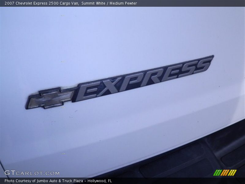 Summit White / Medium Pewter 2007 Chevrolet Express 2500 Cargo Van