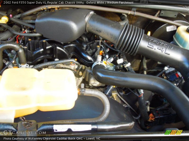  2002 F350 Super Duty XL Regular Cab Chassis Utility Engine - 5.4 Liter SOHC 16-Valve Triton V8