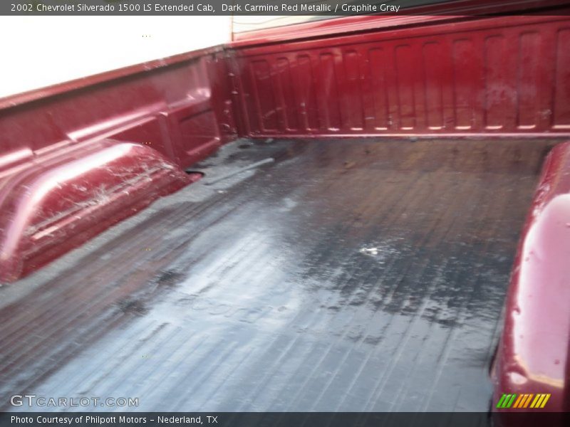 Dark Carmine Red Metallic / Graphite Gray 2002 Chevrolet Silverado 1500 LS Extended Cab