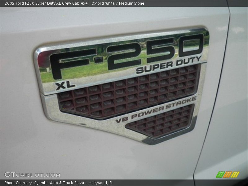 Oxford White / Medium Stone 2009 Ford F250 Super Duty XL Crew Cab 4x4