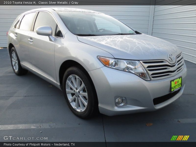 Classic Silver Metallic / Gray 2010 Toyota Venza I4