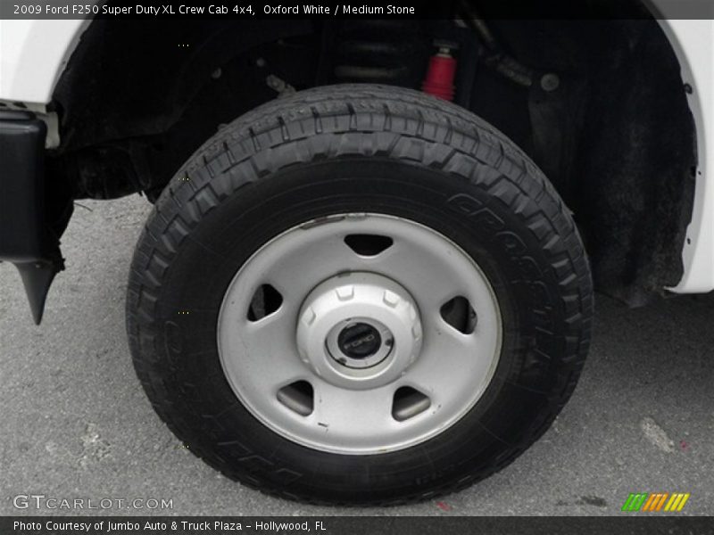 Oxford White / Medium Stone 2009 Ford F250 Super Duty XL Crew Cab 4x4