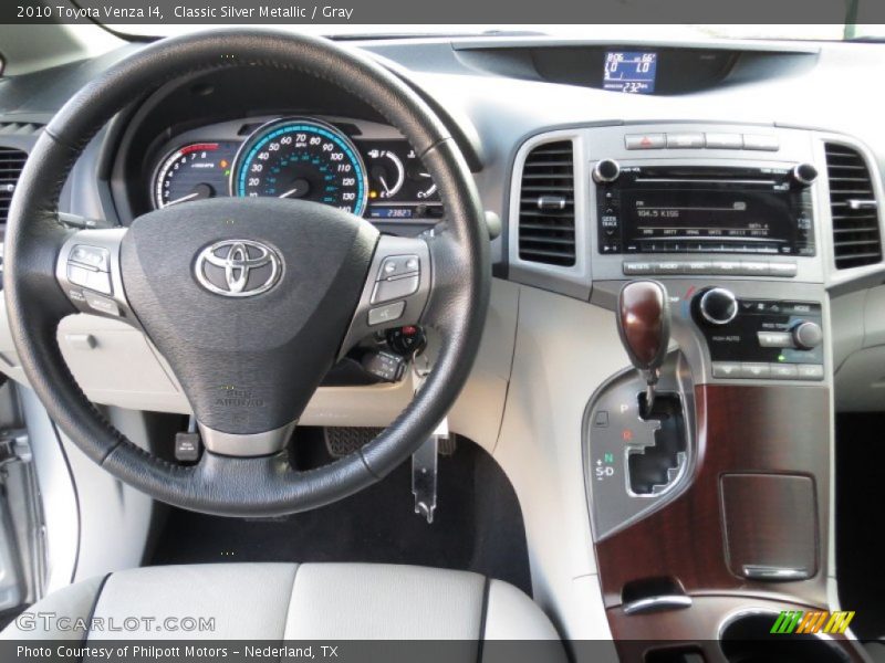 Classic Silver Metallic / Gray 2010 Toyota Venza I4
