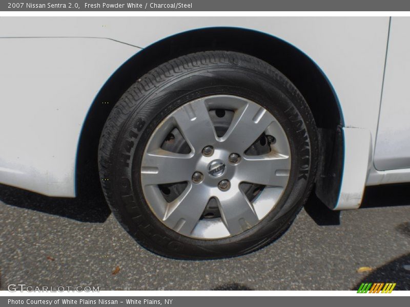 Fresh Powder White / Charcoal/Steel 2007 Nissan Sentra 2.0