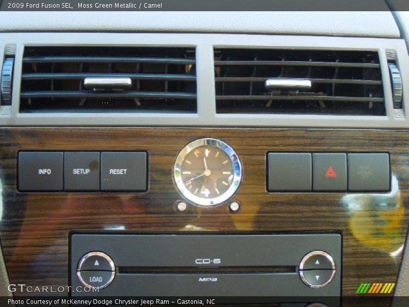 Moss Green Metallic / Camel 2009 Ford Fusion SEL