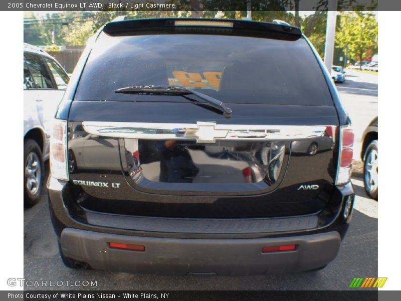 Black / Light Cashmere 2005 Chevrolet Equinox LT AWD