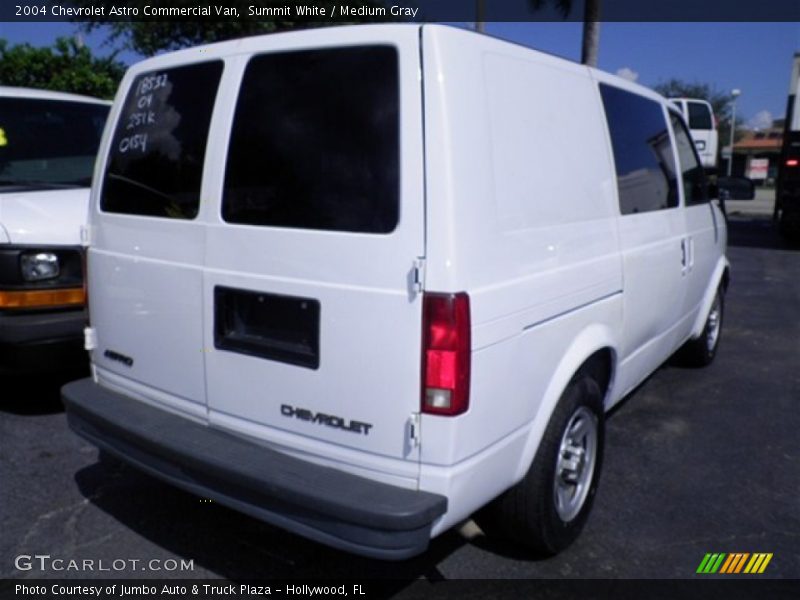 Summit White / Medium Gray 2004 Chevrolet Astro Commercial Van