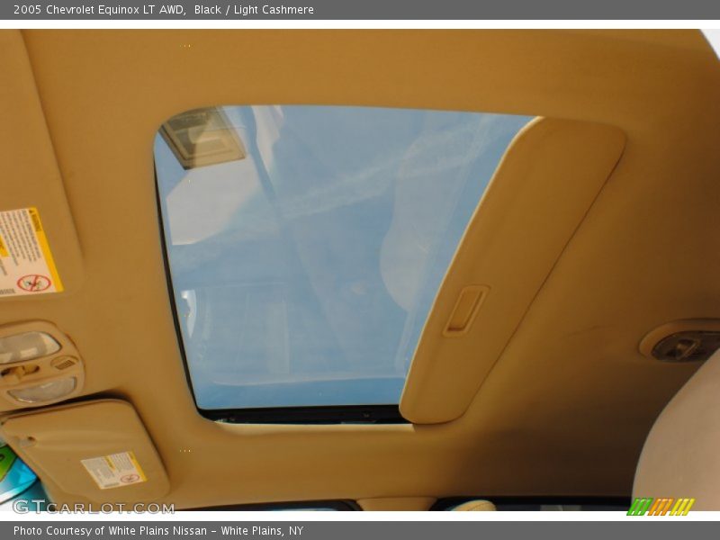 Black / Light Cashmere 2005 Chevrolet Equinox LT AWD