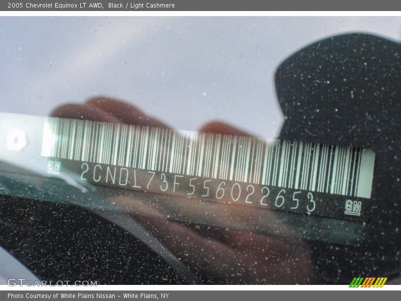 Black / Light Cashmere 2005 Chevrolet Equinox LT AWD